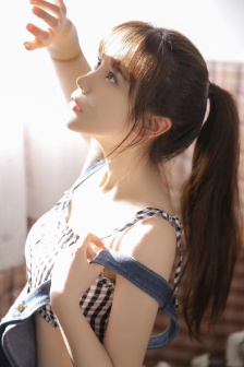 偷拍55位美女撒尿BBB毛洗澡