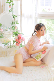 麻麻的黑色蕾丝